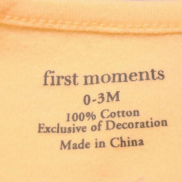 FIRST MOMENTS 🌸 Vintage Yellow Embroidered Floral Butterflies Snap Romper 0-3M - Picture 7 of 8